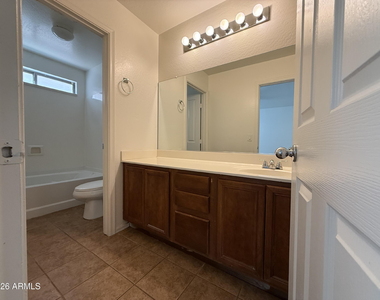 7372 W Ian Drive - Photo Thumbnail 11