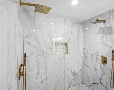4303 Blackheath Road - Photo Thumbnail 21
