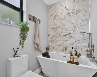 17394 Orange Boulevard - Photo Thumbnail 24