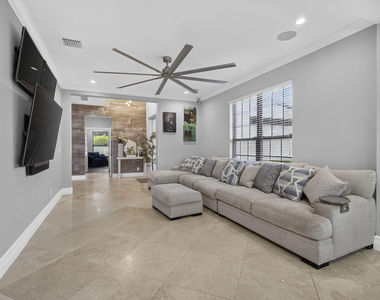17394 Orange Boulevard - Photo Thumbnail 21