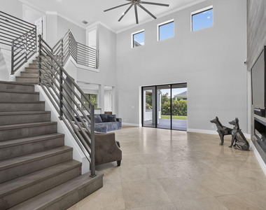 17394 Orange Boulevard - Photo Thumbnail 8
