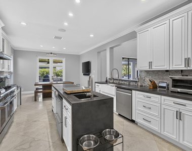 17394 Orange Boulevard - Photo Thumbnail 1