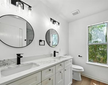 6218 Everglade Road - Photo Thumbnail 32