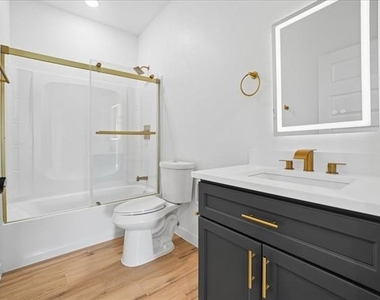 8924 Dunlap Street - Photo Thumbnail 24