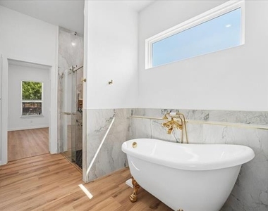 8924 Dunlap Street - Photo Thumbnail 22