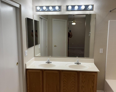 15512 W Marconi Avenue - Photo Thumbnail 17