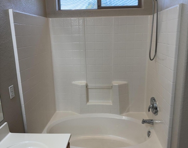 15512 W Marconi Avenue - Photo Thumbnail 18