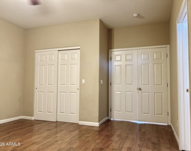 3422 E University Drive - Photo Thumbnail 10