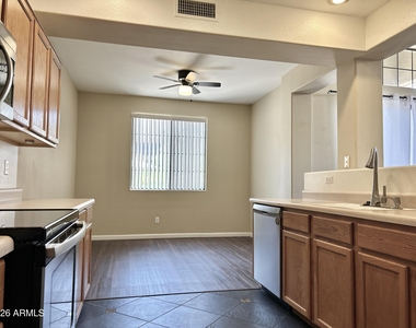 3422 E University Drive - Photo Thumbnail 5