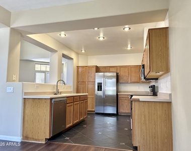 3422 E University Drive - Photo Thumbnail 4