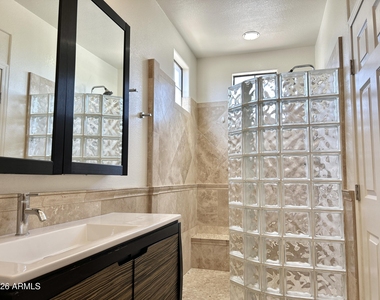 3422 E University Drive - Photo Thumbnail 11