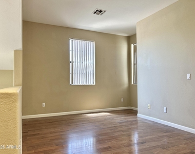 3422 E University Drive - Photo Thumbnail 8