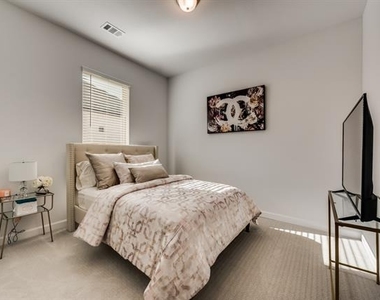 1729 Amarone Lane - Photo Thumbnail 29