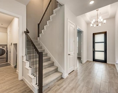 1729 Amarone Lane - Photo Thumbnail 1