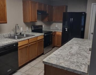 1613 Wavecrest Drive - Photo Thumbnail 7