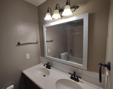 1613 Wavecrest Drive - Photo Thumbnail 32