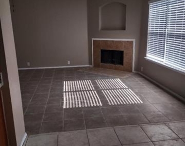 1613 Wavecrest Drive - Photo Thumbnail 16