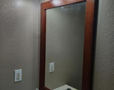 1613 Wavecrest Drive - Photo Thumbnail 11