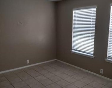 1613 Wavecrest Drive - Photo Thumbnail 13