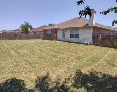 1613 Wavecrest Drive - Photo Thumbnail 24