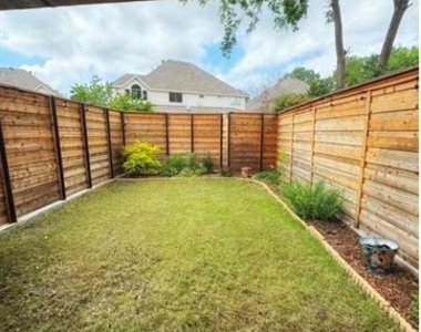 6787 Winston Drive - Photo Thumbnail 28