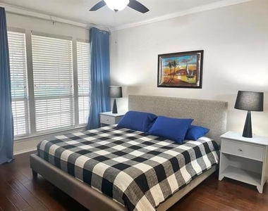 6787 Winston Drive - Photo Thumbnail 23