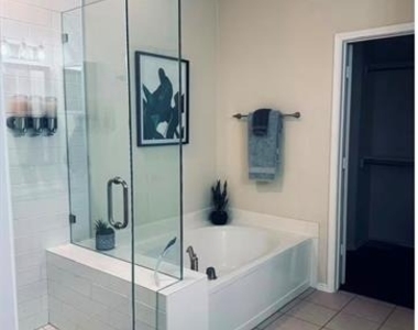 6787 Winston Drive - Photo Thumbnail 14