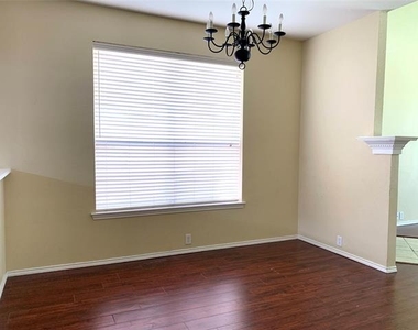 11406 Fountainbridge Drive - Photo Thumbnail 17