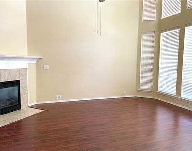 11406 Fountainbridge Drive - Photo Thumbnail 2