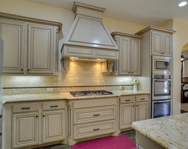 1604 Woodrose Court - Photo Thumbnail 15