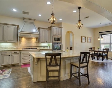 1604 Woodrose Court - Photo Thumbnail 14