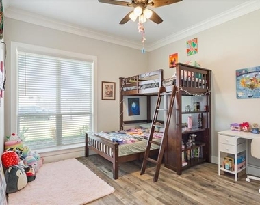 1024 Cecilia Court - Photo Thumbnail 32