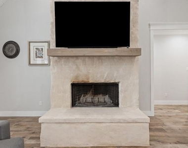 1024 Cecilia Court - Photo Thumbnail 12