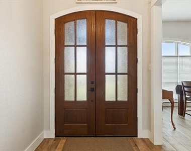 1024 Cecilia Court - Photo Thumbnail 8