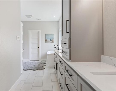 1024 Cecilia Court - Photo Thumbnail 24