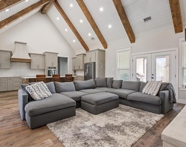 1024 Cecilia Court - Photo Thumbnail 13