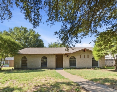1000 Windy Meadow Drive - Photo Thumbnail 23