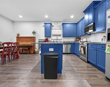 3103 Barling Street - Photo Thumbnail 1