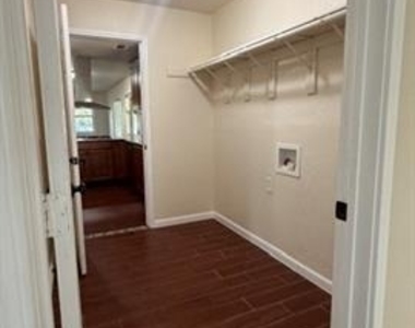 13980 Red Wood Circle S - Photo Thumbnail 27