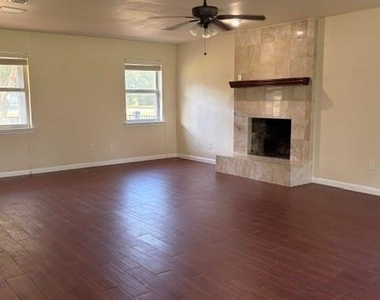 13980 Red Wood Circle S - Photo Thumbnail 2