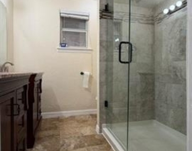13980 Red Wood Circle S - Photo Thumbnail 14