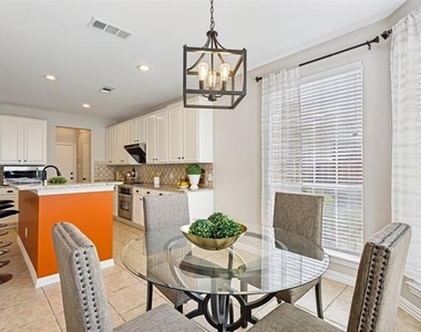 7905 Purple Martin Way - Photo Thumbnail 13