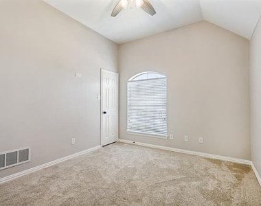 7905 Purple Martin Way - Photo Thumbnail 27