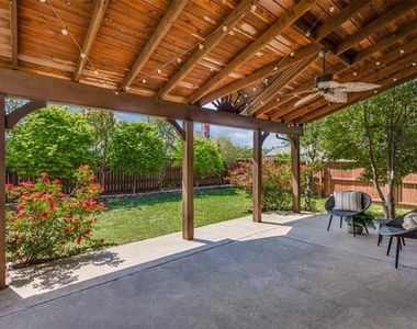 7905 Purple Martin Way - Photo Thumbnail 32