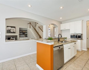 7905 Purple Martin Way - Photo Thumbnail 18