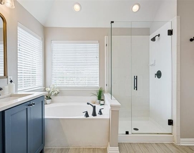 7905 Purple Martin Way - Photo Thumbnail 25