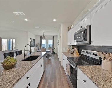 5616 Portlaw Lane - Photo Thumbnail 5