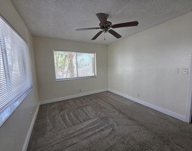 5686 Rock Island Road - Photo Thumbnail 17