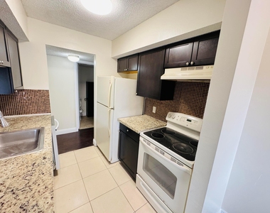 5686 Rock Island Road - Photo Thumbnail 4