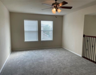 1013 Camp Verde Drive - Photo Thumbnail 28
